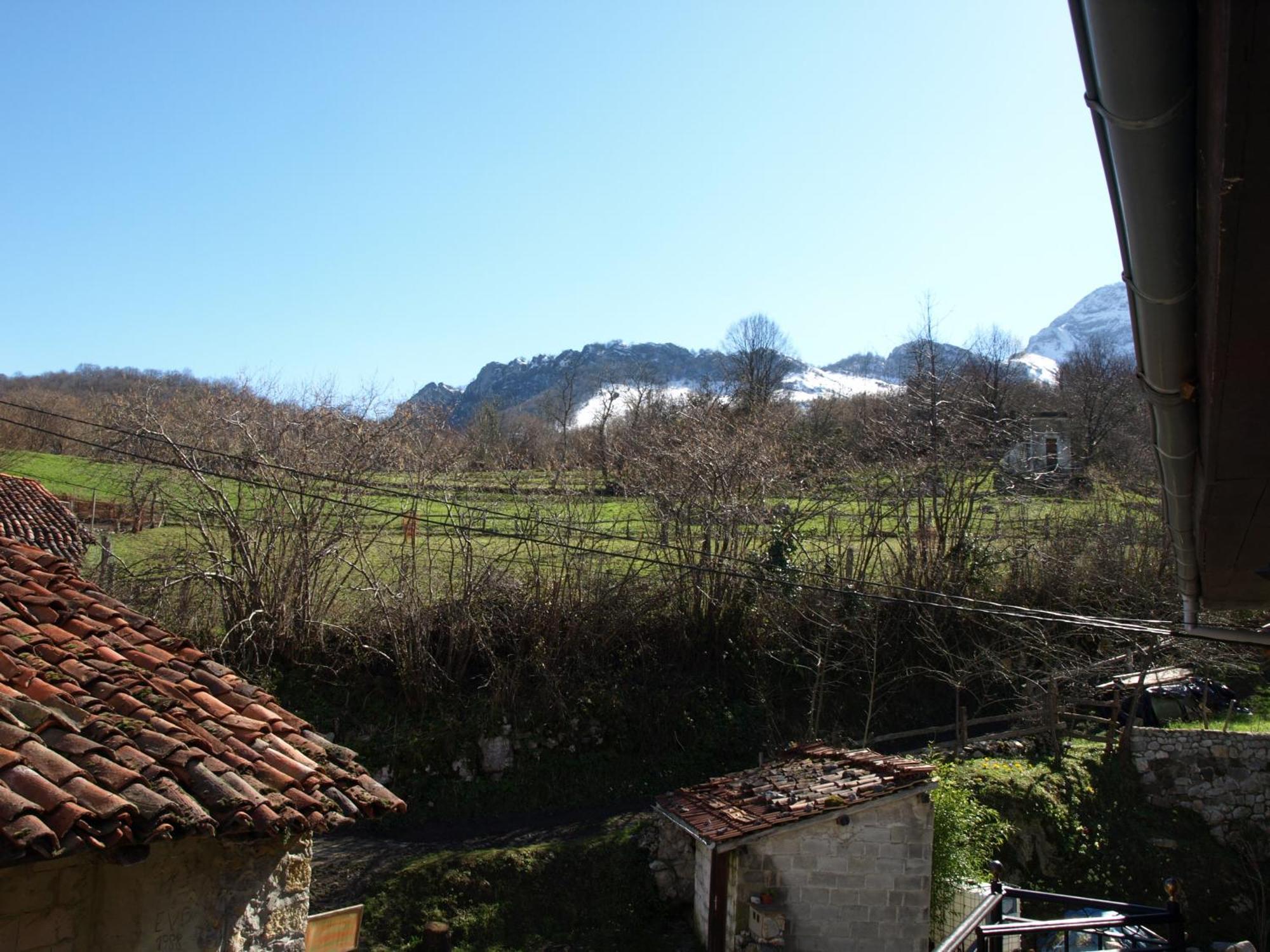 La Currada Villa Taranes Szoba fotó